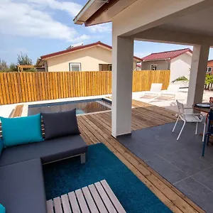 Villa Kas Honkie Tonkie, Kralendijk
